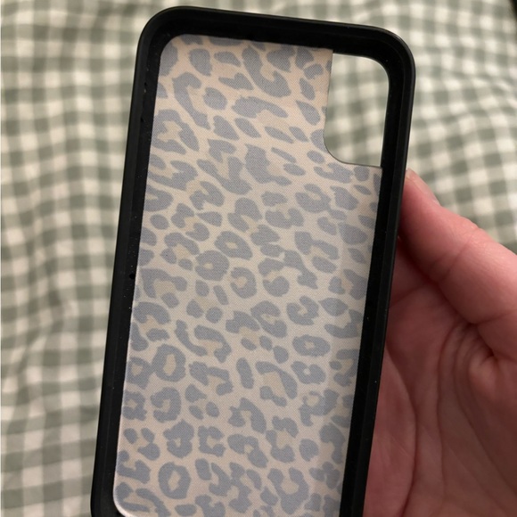 Cheetah Print Wildflower Case - iPhone X - Picture 5 of 6